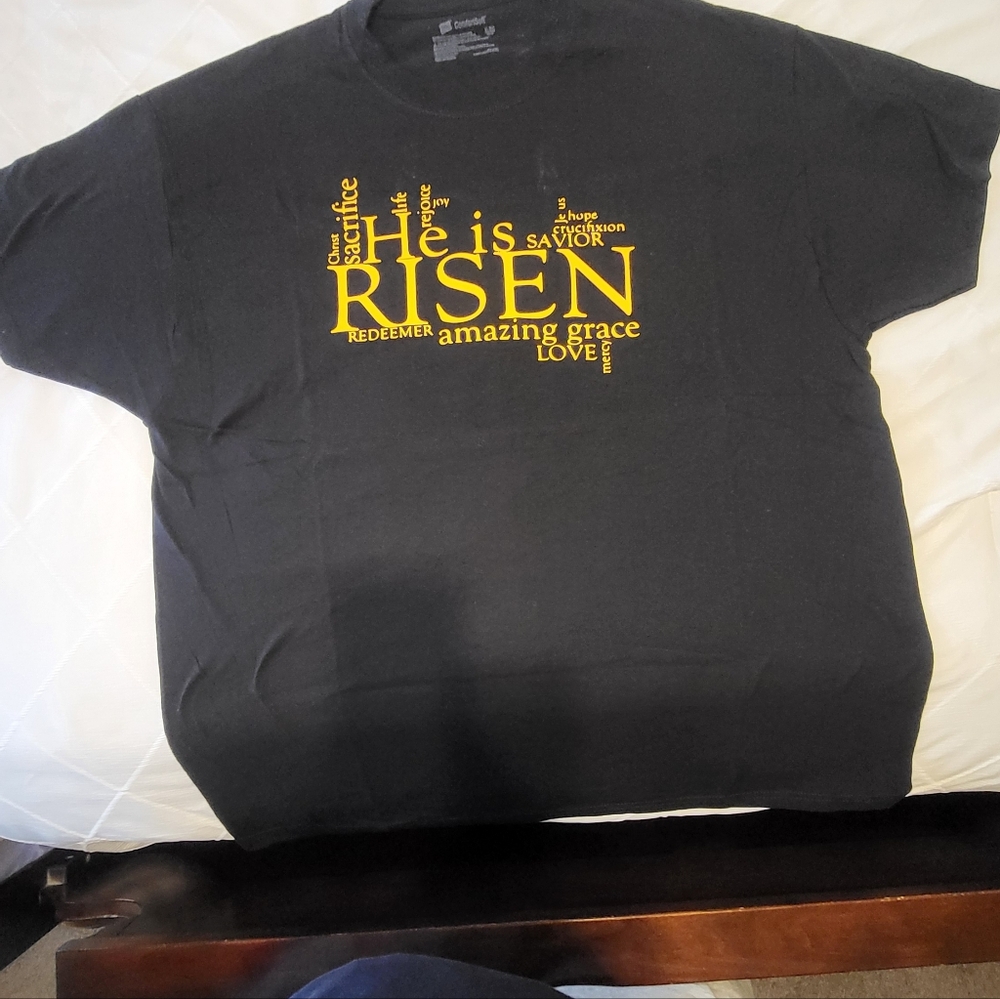 He is Risen Black T-Shirt